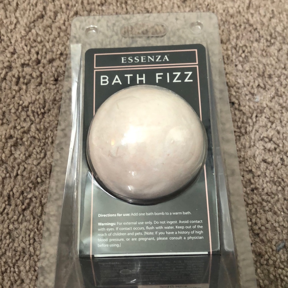 Bath bomb 🛁 - Picture 2 of 3
